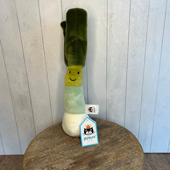 Jellycat Leek Amuseables Leek  FAST SHIP NEW Jellycat Retired - Picture 2 of 6